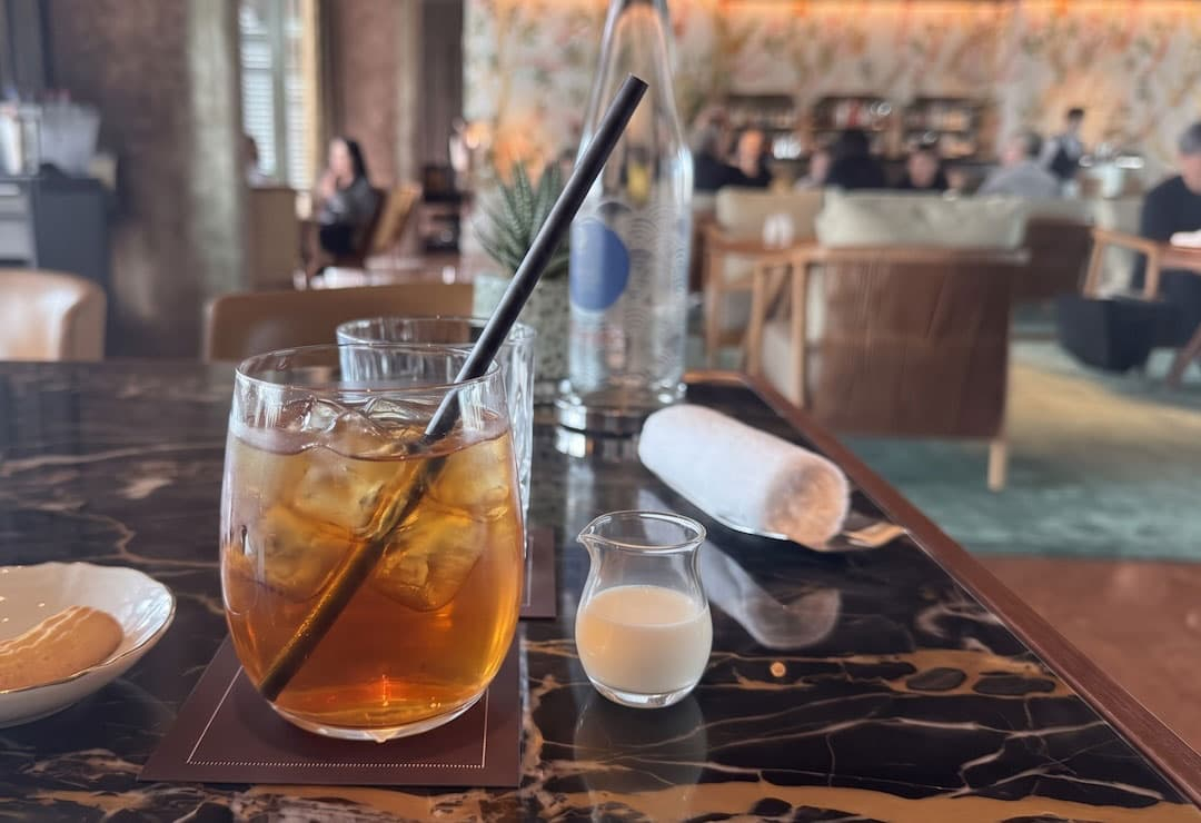 紅茶をアイスティーにする場合は気持ち茶葉を少なく