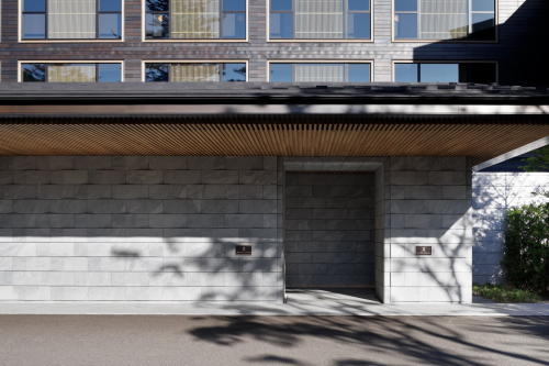 ザ・リッツ・カールトン日光 エントランスの石壁と木の天井