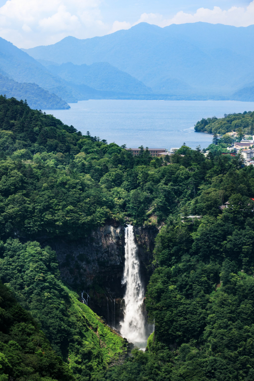 奥日光の名所 日本三名瀑と湖