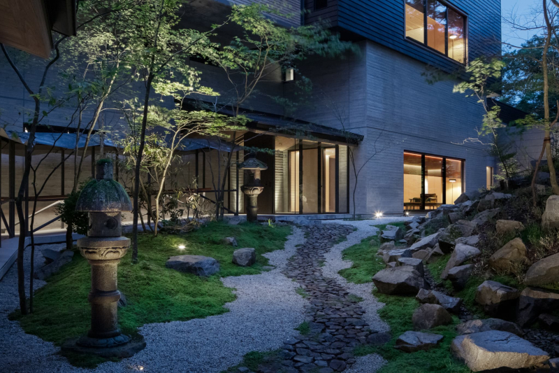 訪れる人を優しく包み込む、ホテル外観